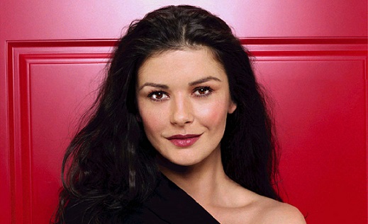 Wednesday Addams: Catherine Zeta-Jones sarà Morticia nella serie Netflix di Tim Burton