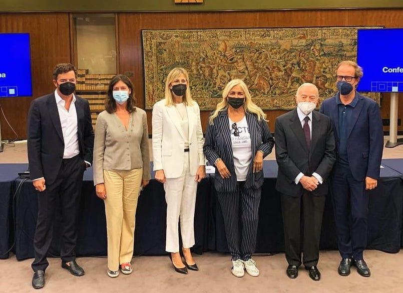 Premio Biagio Agnes 2021 su Rai1 con Mara Venier e Alberto Matano. Tutti i vincitori e gli ospiti