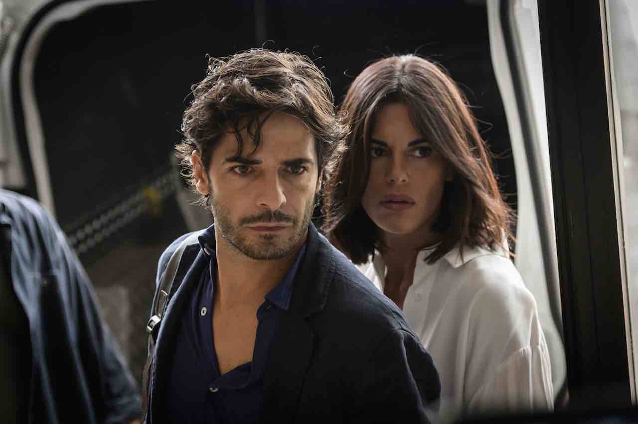 Ascolti TV | Giovedì 30 Settembre 2021. Fino all’Ultimo Battito 18.8%, niente da fare per Star in the Star (10.6%). Formigli (6.6%) sorpassa Del Debbio (5.6%). Giallini e Panariello peggio di tutti (3.8%)