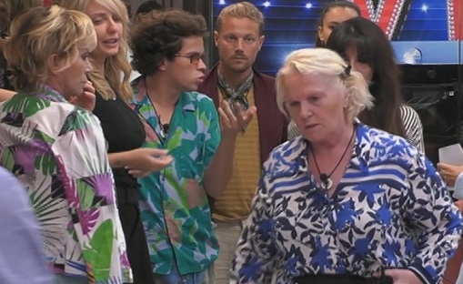 GF Vip 2021, con Katia Ricciarelli non si gioca: «Mi volete far passare da deficiente? Basta. In puntata dirò la mia» – Video