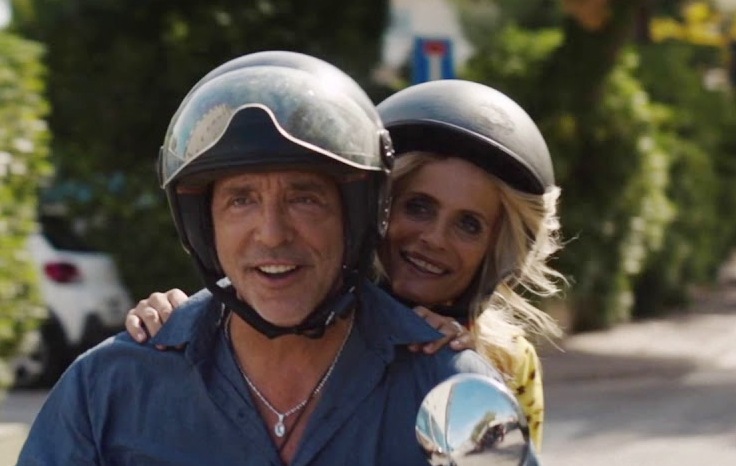 Programmi TV di stasera, martedì 21 settembre 2021. «Sotto il Sole di Riccione» in prima tv su Canale 5