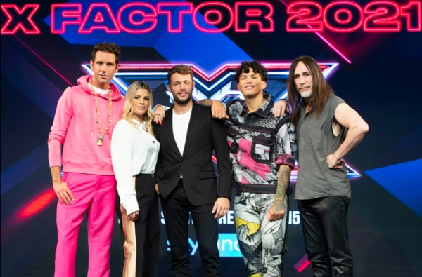 Programmi TV di stasera, giovedì 16 settembre 2021. Il nuovo X Factor debutta in chiaro su Tv8