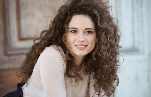 Un Posto al Sole, anticipazioni (25-29 ottobre 2021): Susanna non ricorda che è stato il rider Mattia ad aggredirla