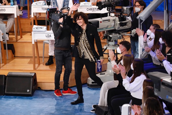 Amici 21, quinta puntata – Celentano vs Todaro: «Parli solo tu, che palle!». La new entry Guido elimina Matt