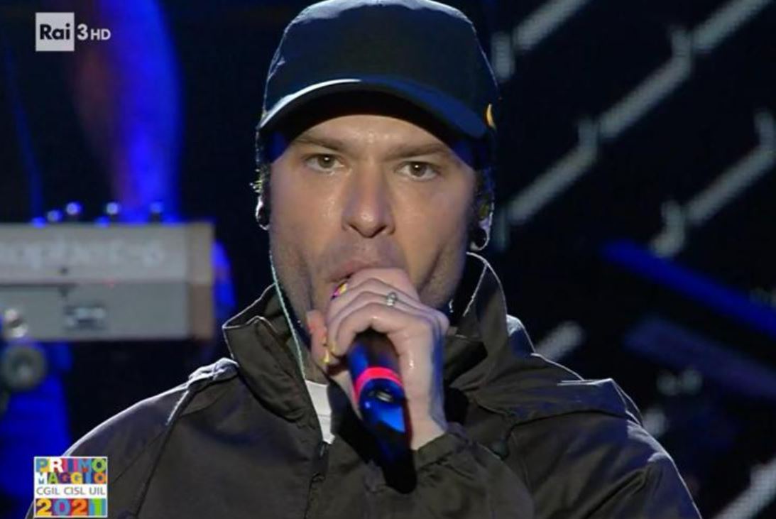 Rai-Fedez, finisce a tarallucci e vino: la tv pubblica non farà causa