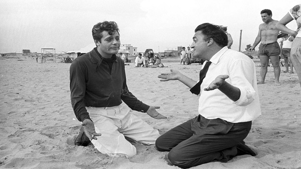 Programmi TV di stasera, giovedì 28 ottobre 2021. Su Rai2 i documentari dedicati a Mastroianni e Cinecittà