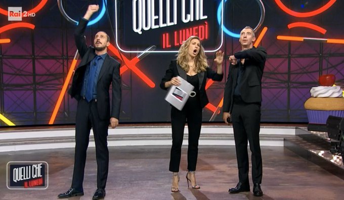 Programmi TV di stasera, lunedì 25 ottobre 2021. Su Rai2 torna «Quelli che» dopo la pausa per le elezioni