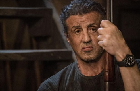 Programmi TV di stasera, venerdì 15 ottobre 2021. Su Italia1 la 1^tv di ‘Rambo: Last Blood’