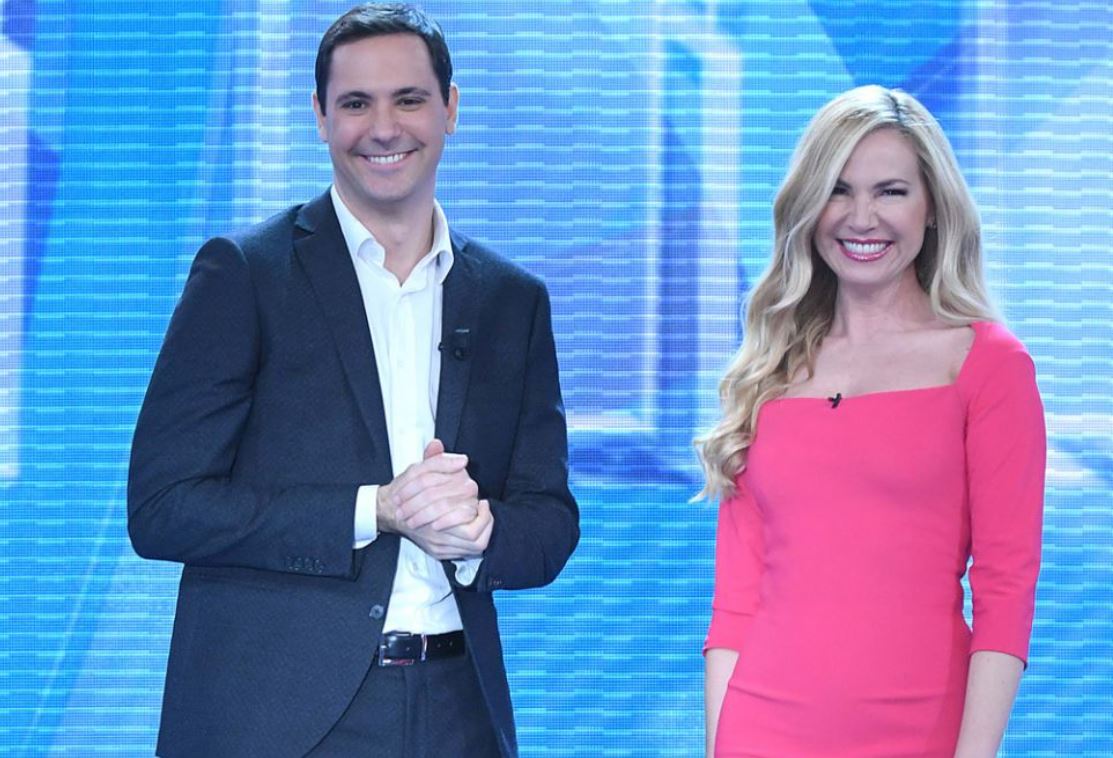 Canale5, Francesco Vecchi ‘manda in vacanza’ la Panicucci durante le feste