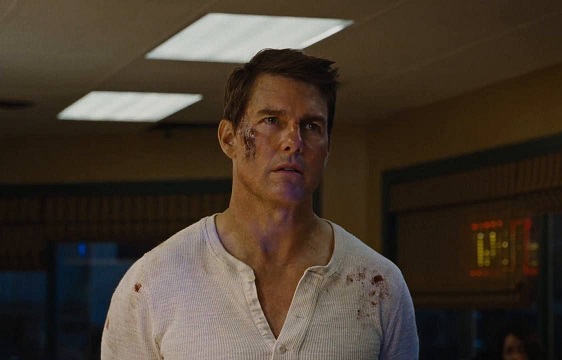 Programmi TV di stasera, giovedì 11 novembre 2021. Prosegue su Italia1 la saga di Jack Reacher con Tom Cruise