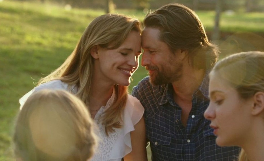 Programmi TV di stasera, lunedì 15 novembre 2021. Su Rai 2 Jennifer Garner e Martin Henderson in ‘Miracoli dal Cielo’