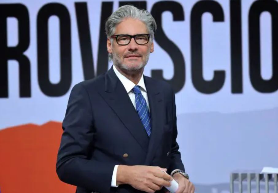 Paolo Del Debbio non slitta più, Giordano invece sì (troppo polemico?): ecco cosa succede a Mediaset