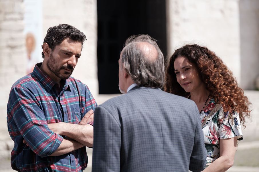 Storia di una Famiglia Perbene: tutti i personaggi