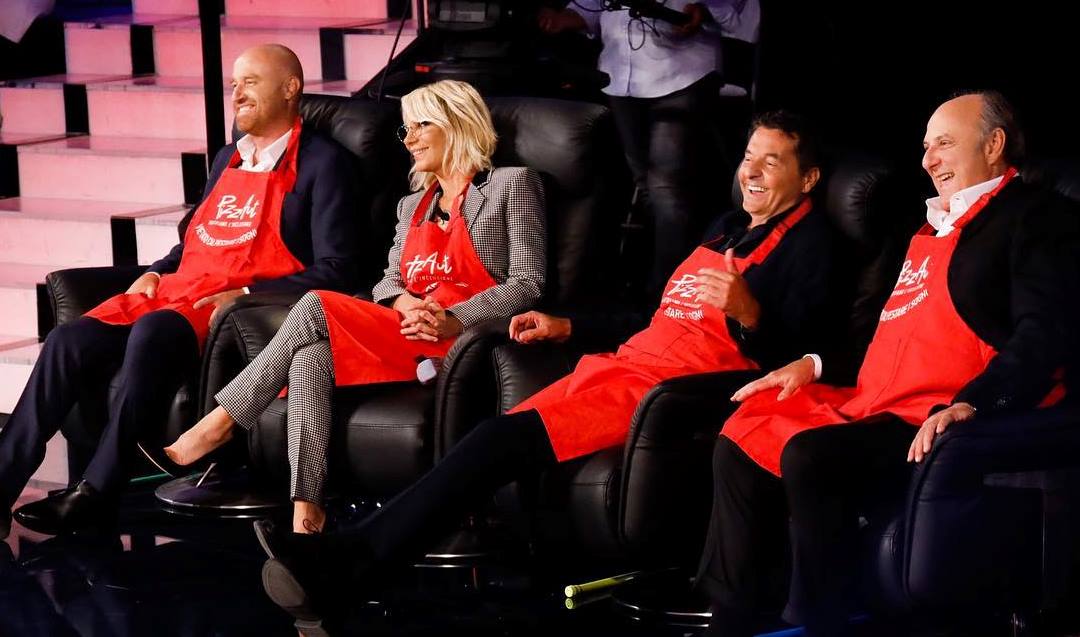 Ascolti TV | Sabato 13 novembre 2021. Tú sí Que Vales 27.4%, Ballando con le Stelle 21.2% (Tutti in Pista 19.6%). La prima di Dedicato ferma al 10.3%