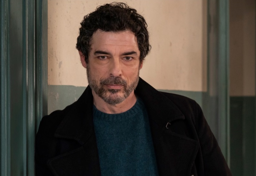 Alessandro Gassmann è Un Professore