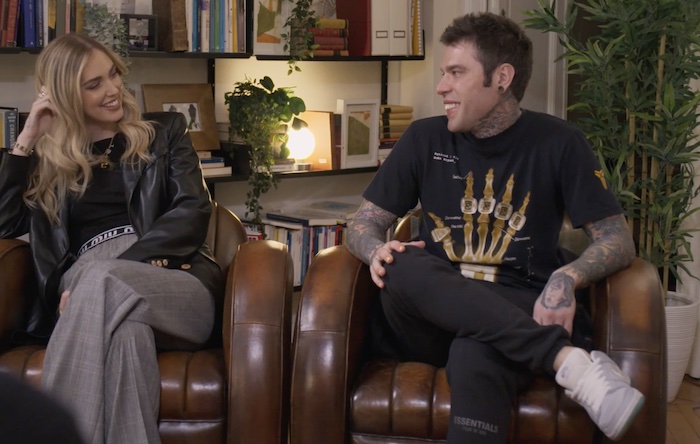 Pagelle TV della settimana (6-12/12/2021). Promossi Arisa e The Voice Senior. Bocciati il finale della Casa di Carta e Alex Belli