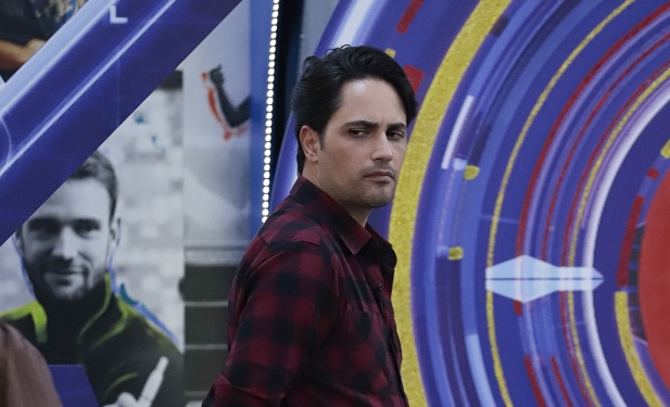 GF Vip, sfondone di Katia: «Biagio è normale o è gay?» – Video