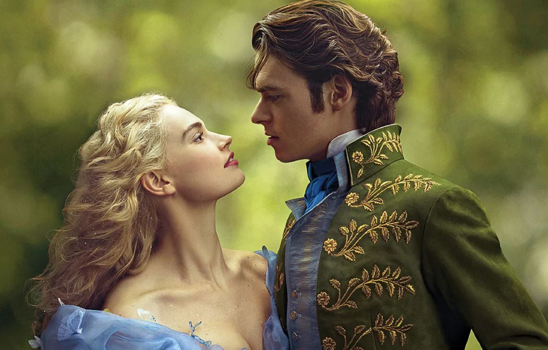 Programmi TV di stasera, lunedì 20 dicembre 2021. Su Rai1 Cenerentola. Report indaga sulla tragedia del Mottarone