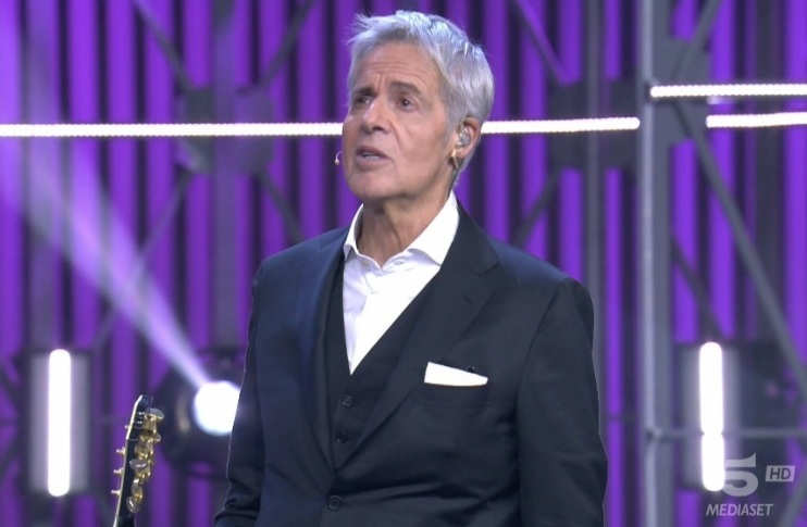 Ascolti TV | Sabato 11 dicembre 2021. Carlucci (4 mln – 24.6%) asfalta Baglioni (2,2 mln – 13.4%)