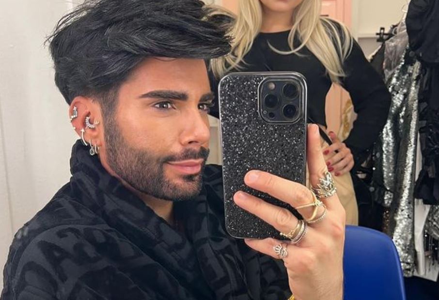 Federico Fashion Style multato a Napoli: i dipendenti senza mascherina