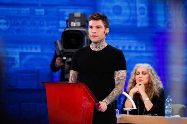 Amici 21, quattordicesima puntata: la classifica di Fedez manda in sfida Rea e Nicol. Alex, Albe e Cristiano restano nella scuola. La Celentano mantiene sospesa la maglia di Cosmary