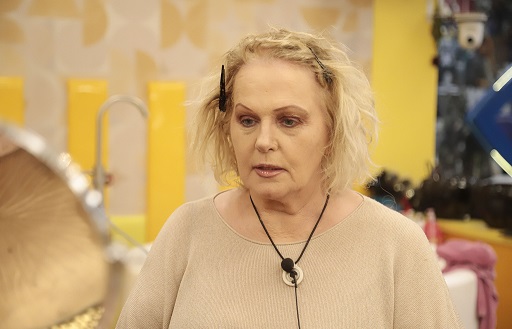 GF Vip, Katia al vetriolo su Lulù: «E’ proprio una carogna. Non capisco come fa Manuel a stare con una così» – Video