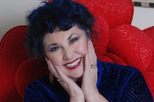 Marisa Laurito nella seconda stagione di Mina Settembre. «Se un giorno mi vedrete in un reality vorrà dire che sto morendo di fame»