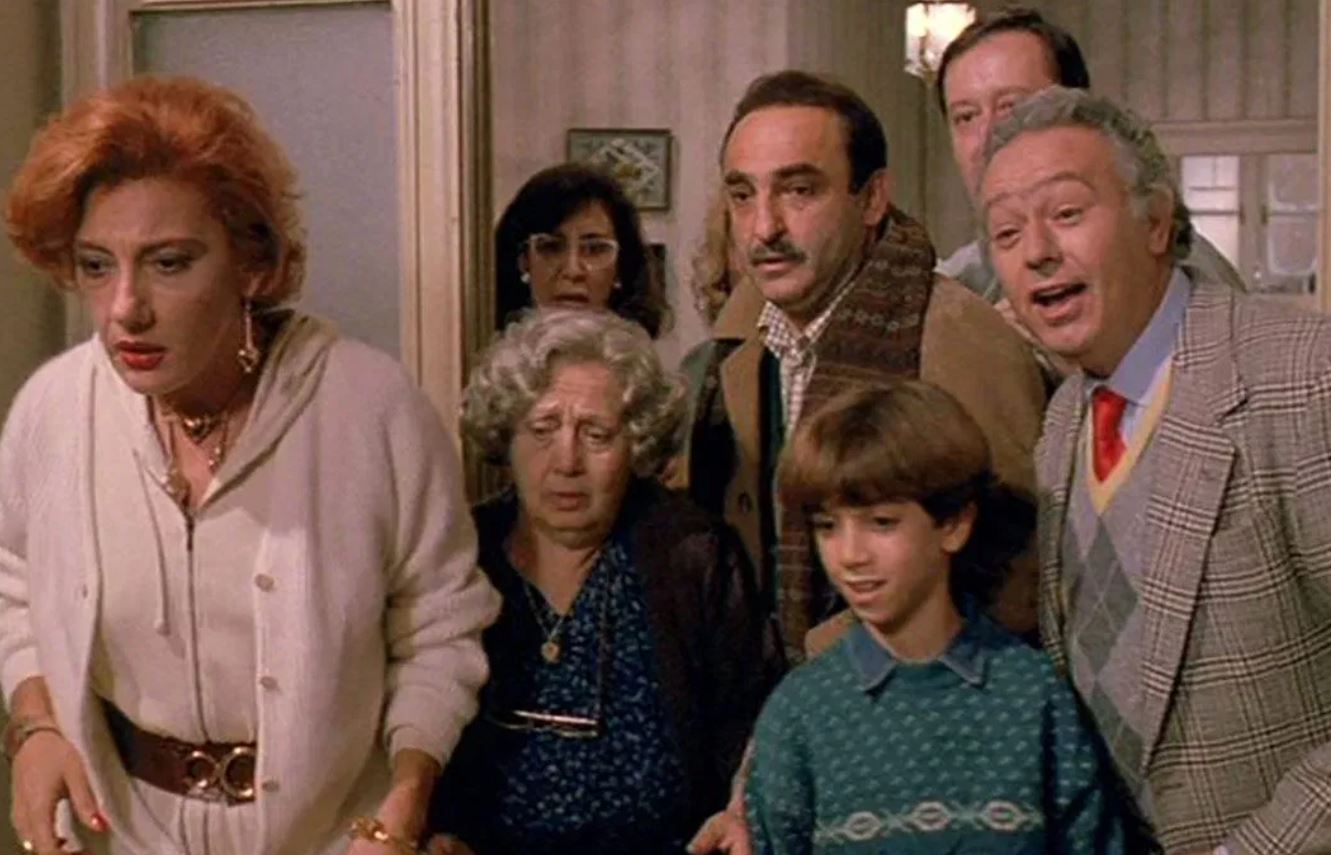 Programmi TV di stasera, venerdì 31 dicembre 2021. Su La7 Parenti Serpenti, gli ospiti del Capodanno