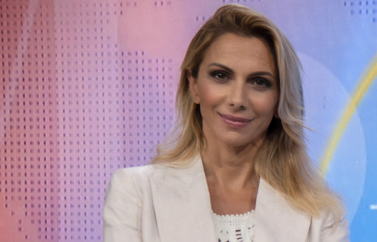 Pomeriggio Cinque News: da oggi Simona Branchetti al posto di Barbara D’Urso