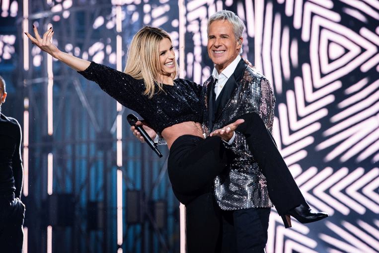 Ascolti TV | Sabato 4 dicembre 2021. Floppa Baglioni (14% – 2.3 mln), vola Ballando (23.4% –  3.8 mln, Tutti in Pista 19.4% – 4.3 mln)