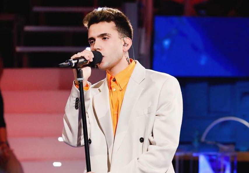 Aka7even positivo al Covid prima di Sanremo: «Sto bene, restate in guardia»