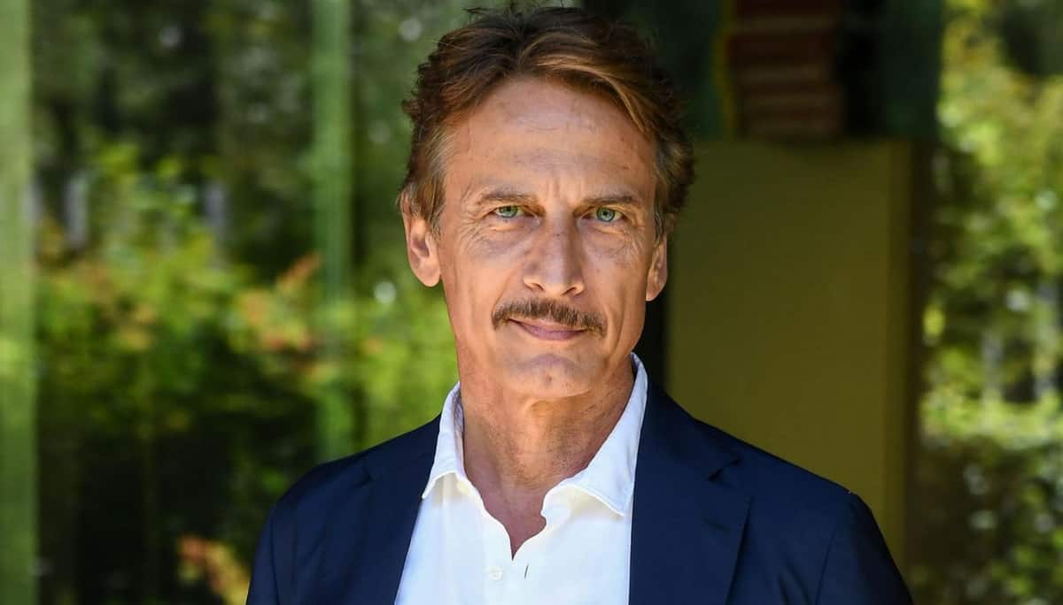 Viaggio nella Grande Bellezza slitta per far spazio al GF Vip: Cesare Bocci attacca Mediaset