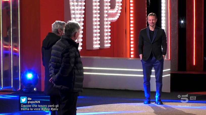 Davide incontra il padre e lo zio - GF Vip 6