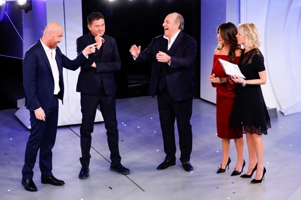 Ascolti TV | Sabato 15 gennaio 2022. C’è Posta per Te stravince (5,5 mln – 28.7%) contro Tali e Quali (3,8 mln – 17.7%)
