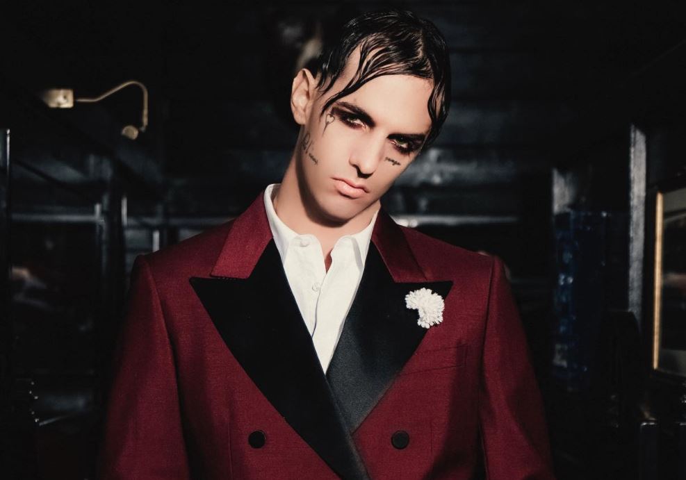 Canzoni Sanremo 2022: il testo di «Domenica» di Achille Lauro