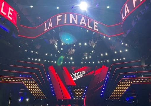 Programmi TV di stasera, venerdì 21 gennaio 2022. Ultima sfida The Voice Senior vs Grande Fratello Vip