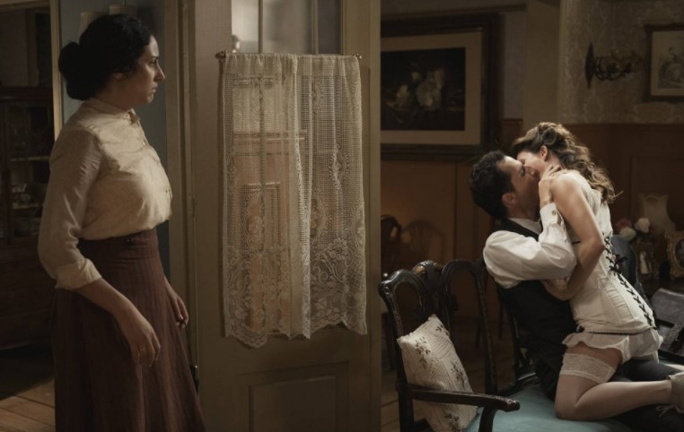 Una Vita, anticipazioni (31 gennaio – 5 febbraio 2022): Lolita vede Antonito mentre la tradisce con Natalia