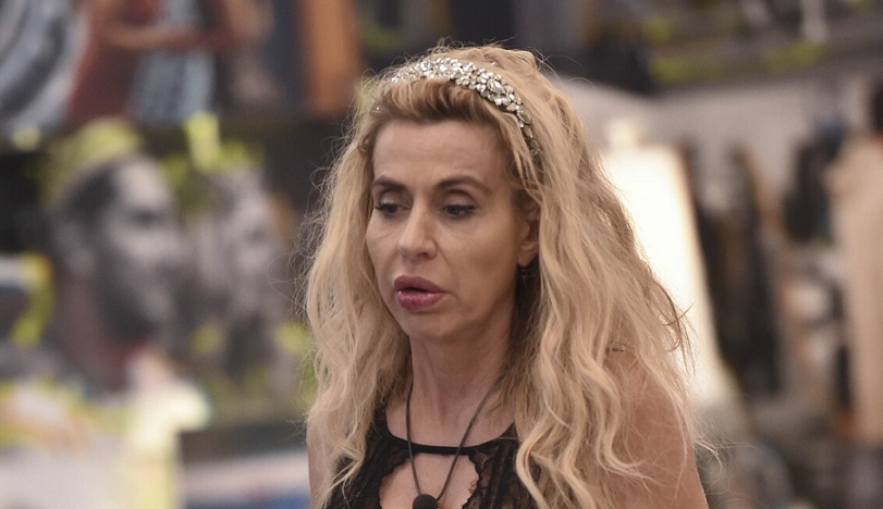 GF Vip, Valeria accusa Soleil di averla spinta fuori dal confessionale. La Sorge: «Sono sempre stata gentile con te, ti ho dato i capelli che hai in testa» – Video
