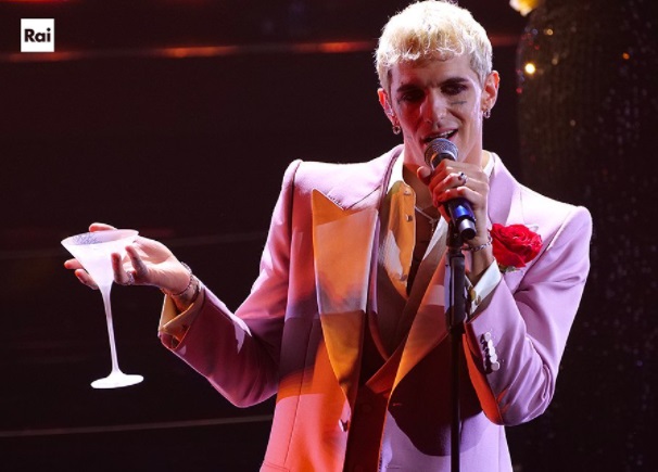 Achille Lauro - Sanremo 2022 (foto Instagram sanremorai)