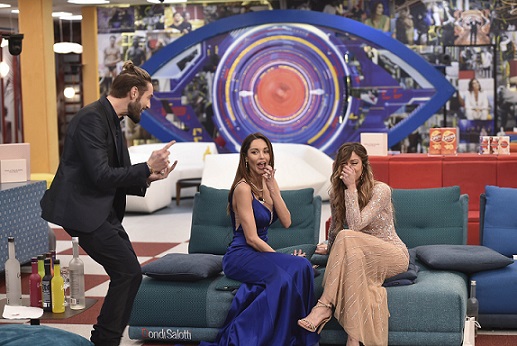 GF Vip, Alex alla riconquista di Delia: «Senza di te non riuscivo né a dormire né a mangiare. Nathalie ti ha manipolato ma mi occuperò anche di lei»