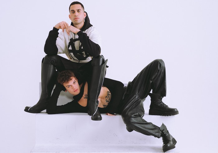 Classifica Fimi: podio intatto, scendono Lauro e Morandi. Elisa debutta al primo posto tra gli album, Giusy Ferreri venticinquesima