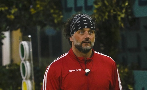 GF Vip, Barù nel mirino di Alex: «Sa che stiamo raccontando dinamiche umane? Non mi vuole parlare perché ha paura del confronto» – Video