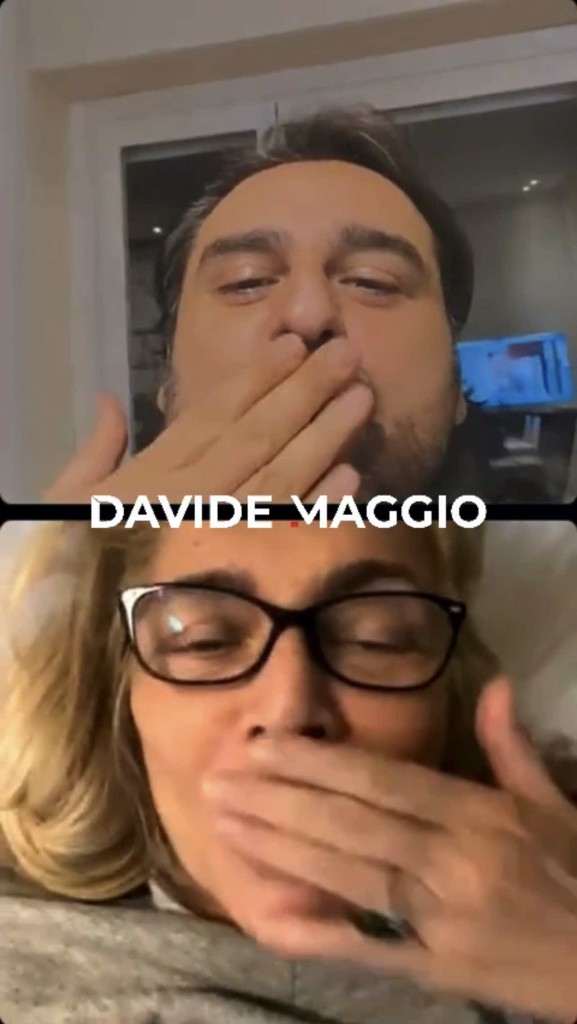 A Sanremo tutti salutano ‘zia Mara’. La reazione della Venier in diretta con DM