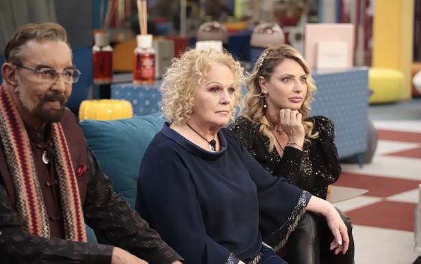 GF Vip, Katia su Lulù: «Vuole vincere per guadagnare i soldi per la famiglia. E’ proprio pidocchiosa» – Video