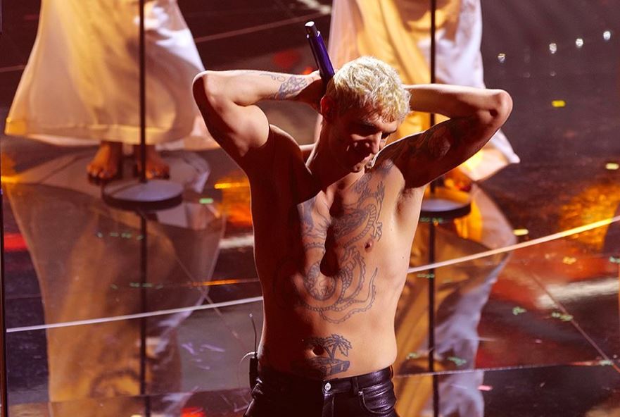 Achille Lauro si ‘battezza’ a Sanremo