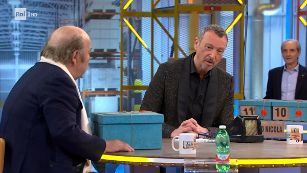 Ascolti TV | Sabato 19 febbraio 2022. Affari Tuoi debutta al 17.1% (3,6 mln) contro la corazzata C’è Posta al 27.4% (5 mln)