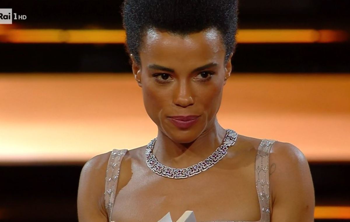 Che pesantezza il ‘monologhismo’ del Festival