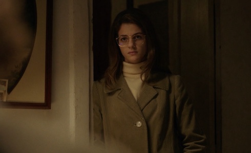 Ascolti TV | Domenica 13 febbraio 2022. Sale L’Amica Geniale (22.4%) e doppia Zalone (11.1%). Nella nuova serata Zona Bianca al 3.5%. Il Superbowl fermo al 6.9%. Bene Verissimo (19%-17.8%), Amici 20%