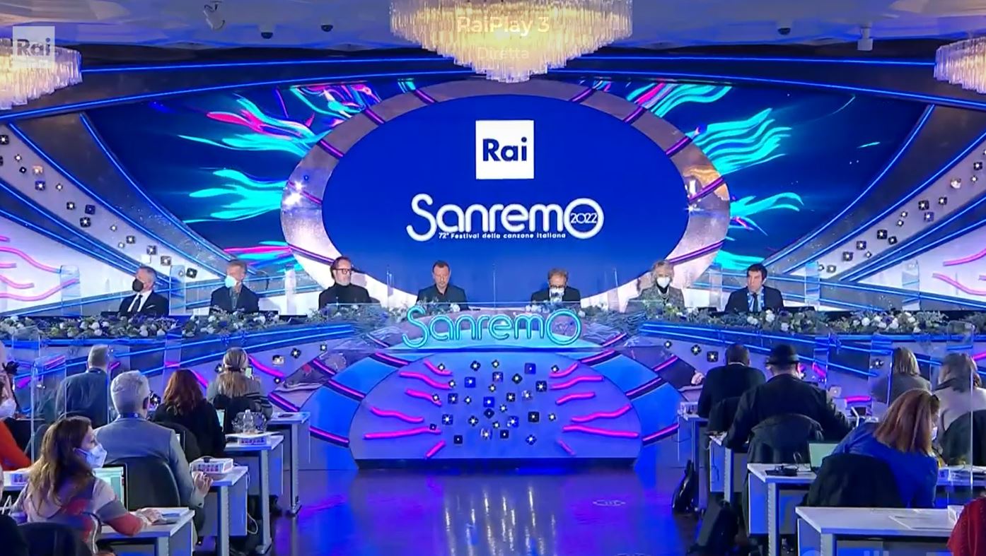 Sanremo 2022, conferenza stampa della quarta serata. Ama quater? Coletta: ‘Abbastanza inevitabile…’