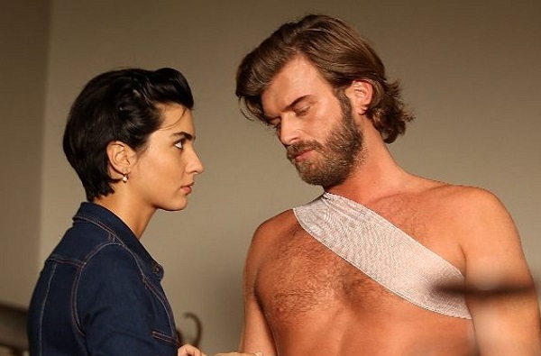 Brave and Beautiful torna mercoledì 6 aprile su Canale 5